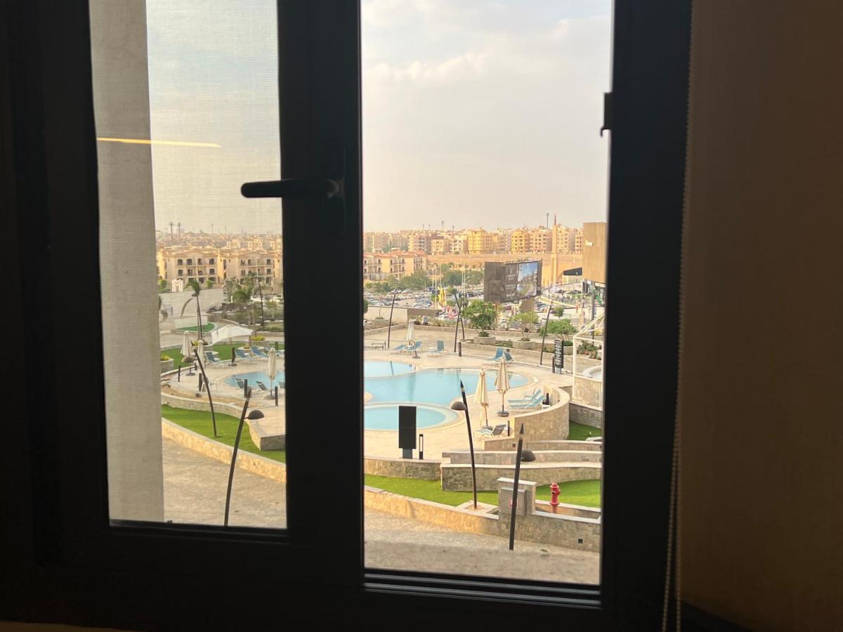 Luxury With Pools In Front Auc * Il Cairo