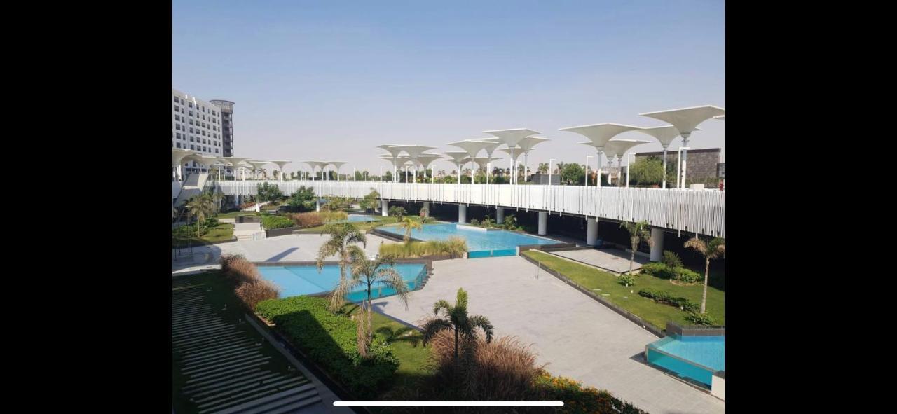 Luxury With Pools In Front Auc Appartamento