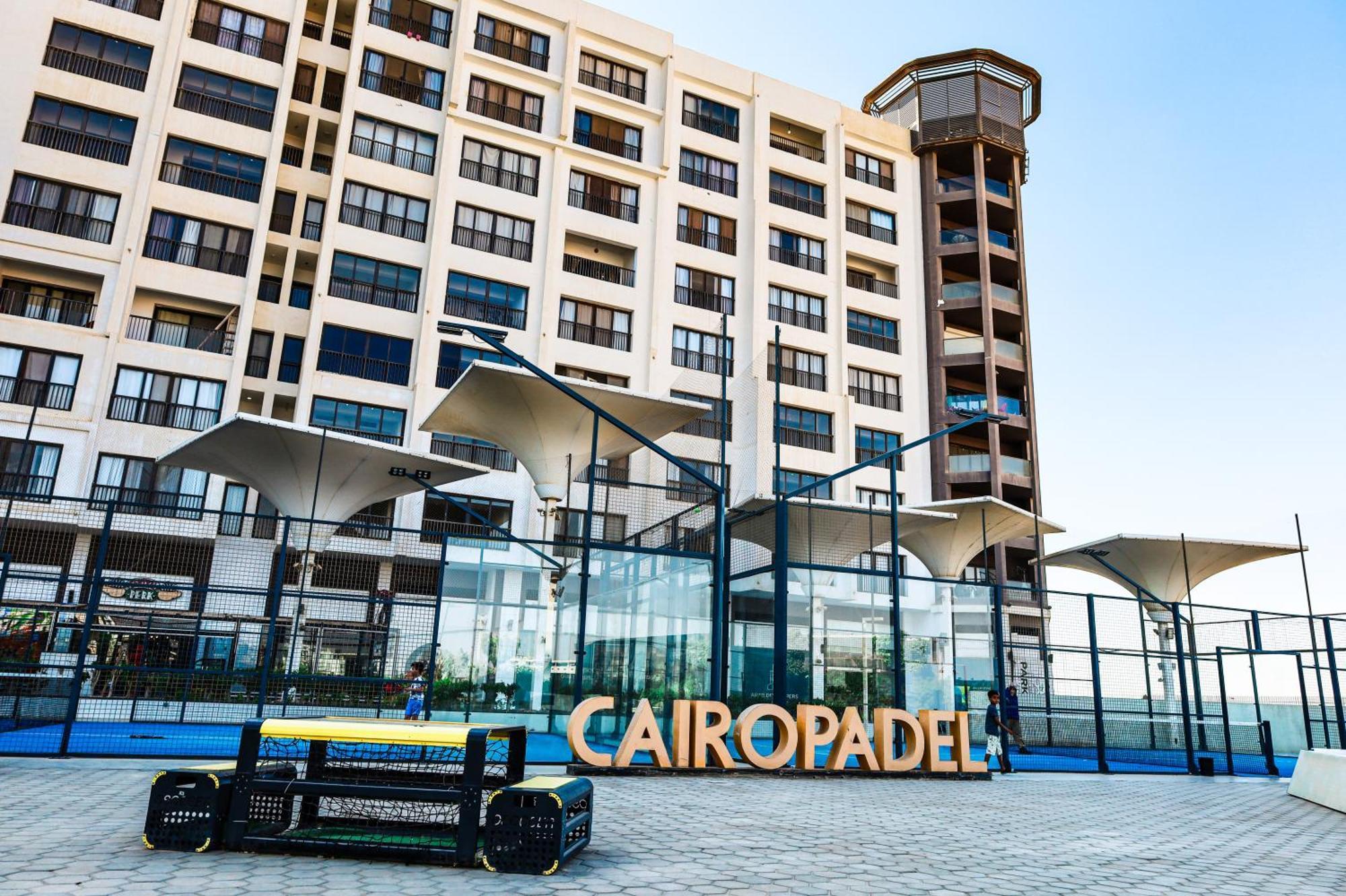 Appartement Luxury With Pools In Front Auc Le Caire